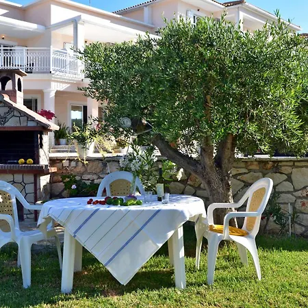 Elea And Αργάσι