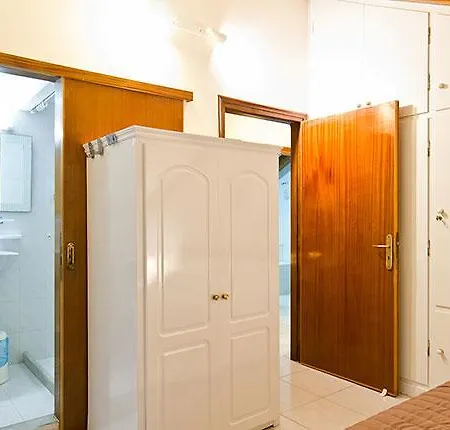 Hotel de apartamente Elea And