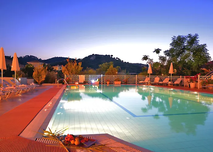 Elea And Ξενοδοχείο με διαμερίσματα 4*