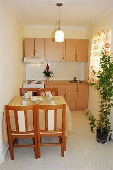 Elea And Αργάσι