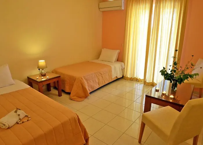 Ξενοδοχείο με διαμερίσματα Elea And 4*