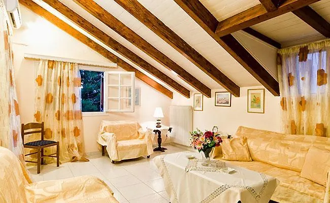 Elea And 4* Αργάσι