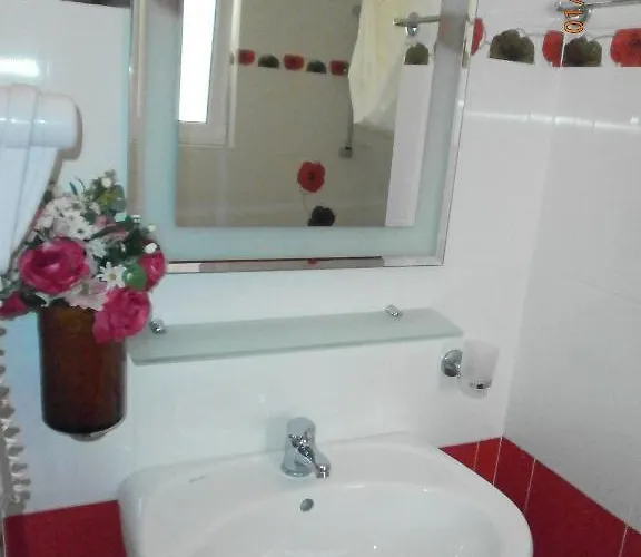 Elea And 4* Αργάσι