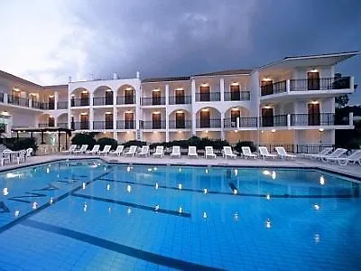 Elea And Ξενοδοχείο με διαμερίσματα 4*