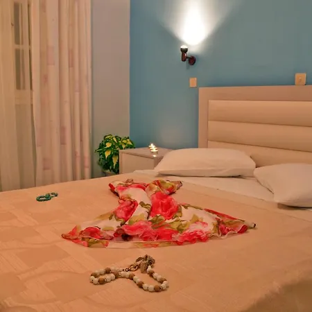 Elea And Apartahotel